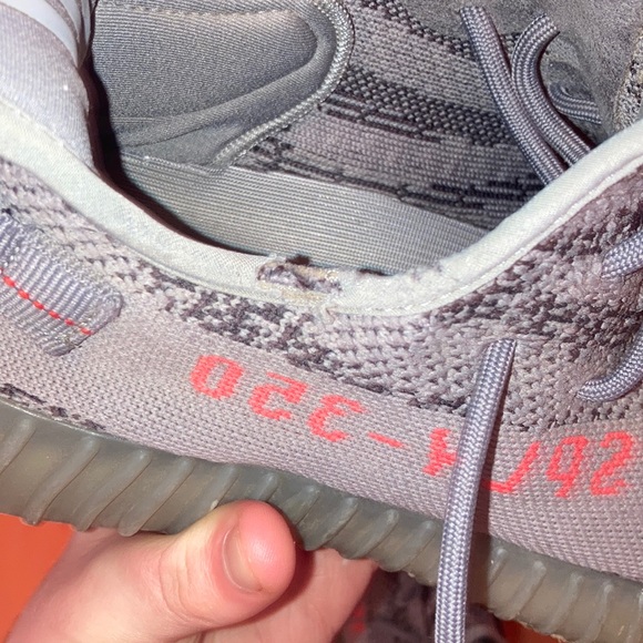 Yeezy Boost 350 V2 Beluga 2.0 - Picture 5 of 8